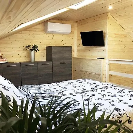 Happy House Апартаменты